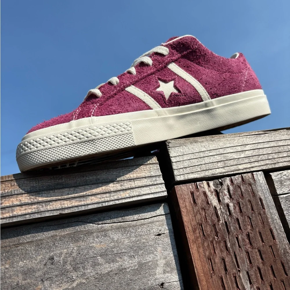 Converse One Star Suede Retro Sneakers - Picture 2 of 16